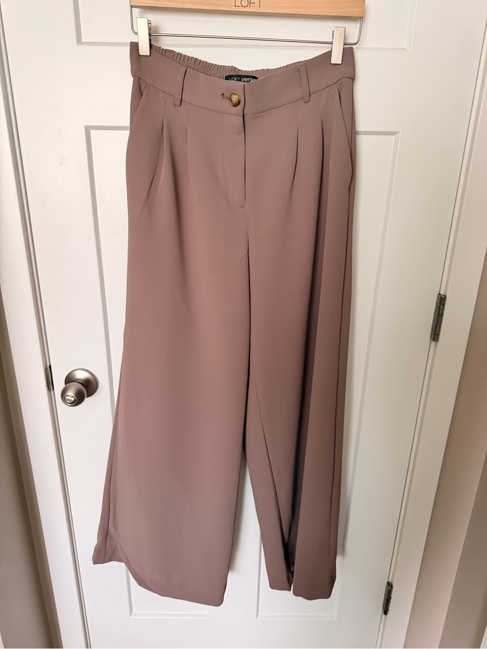 LOFT Versa Crepe Drape Palazzo Pant - Picture 4 of 9
